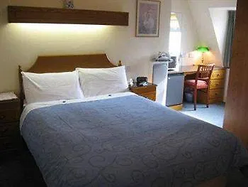 Belville House Szálloda